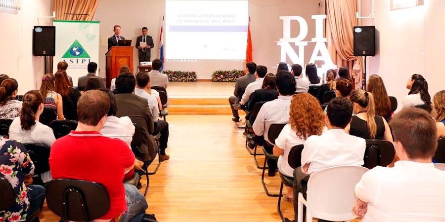 Magistral exposición de Expertos de la Ompi, acerca del Sistema Internacional de Patentes