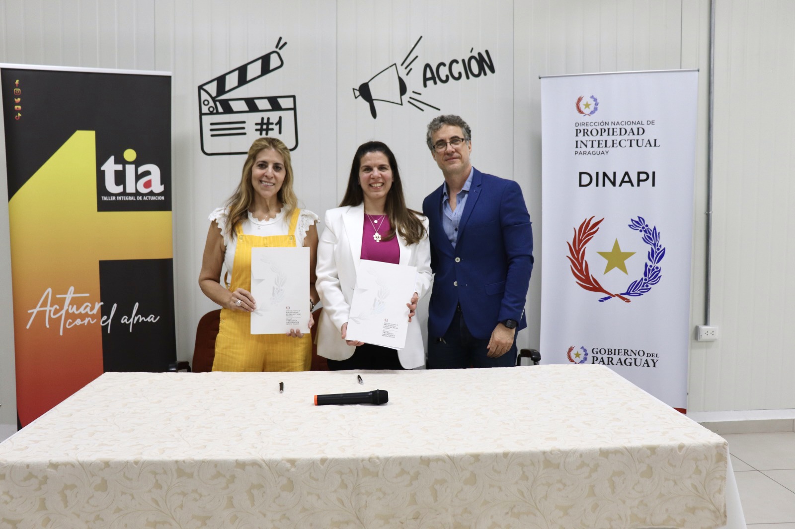Convenio para fomentar las herramientas de Propiedad Intelectual en diversas disciplinas artísticas