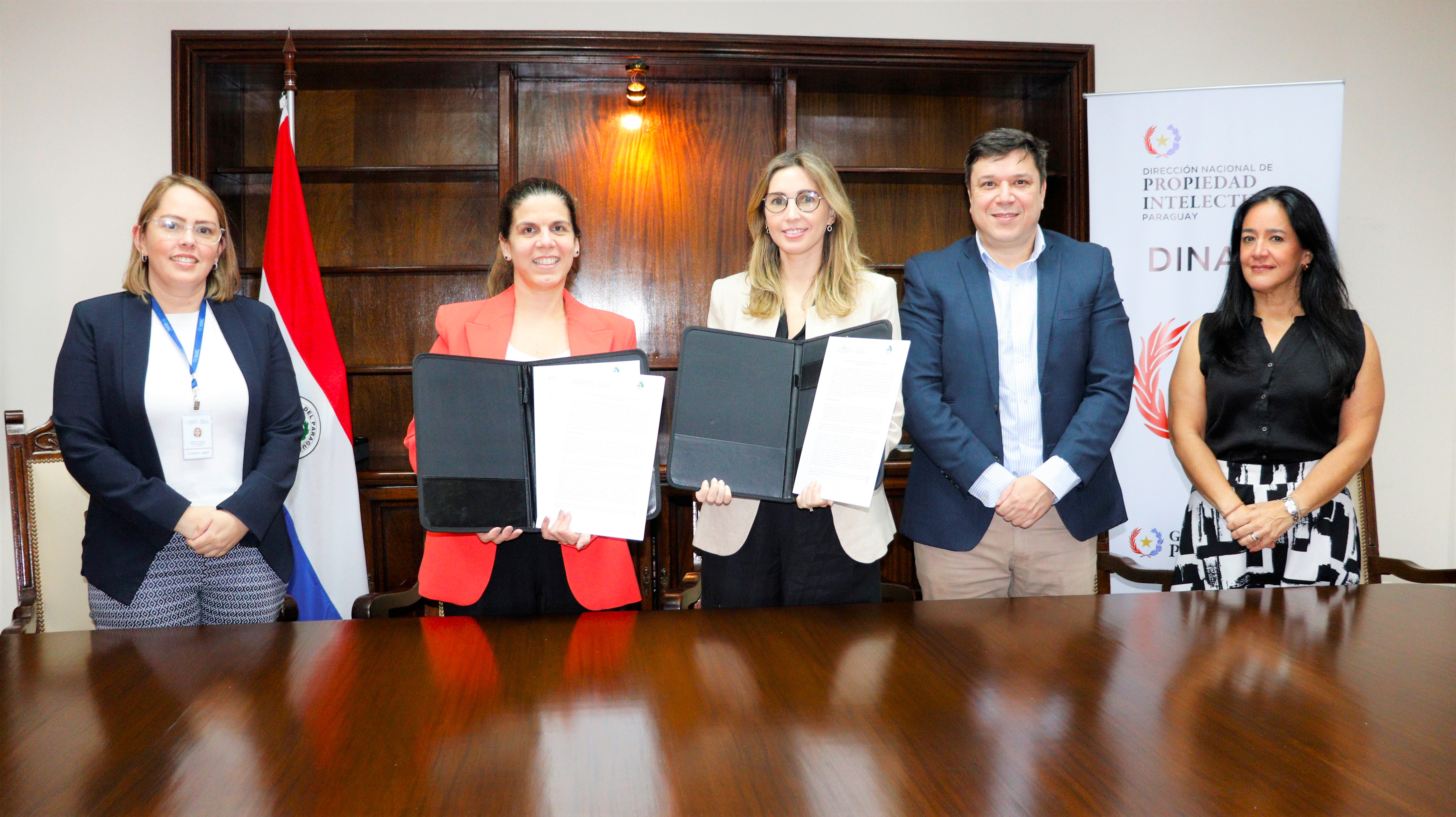 Las autoridades de la DINAPI y de ASIPI renovaron acuerdo cooperación interinstitucional en el ámbito de la PI