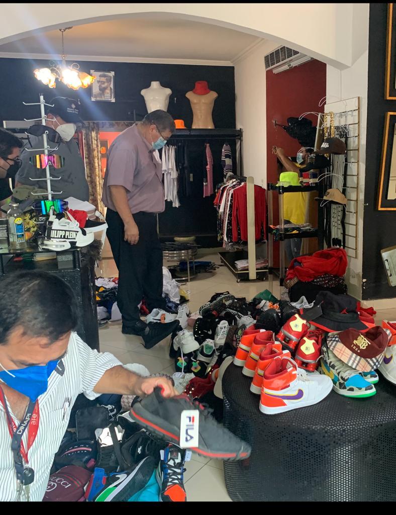 Investigaciones a una tienda virtual comprobaron venta de mercaderías presumiblemente falsificadas